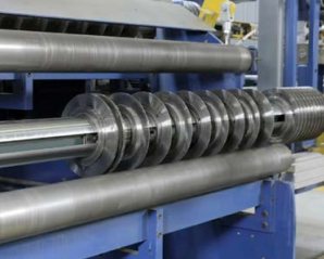 Automatic separation shaft device